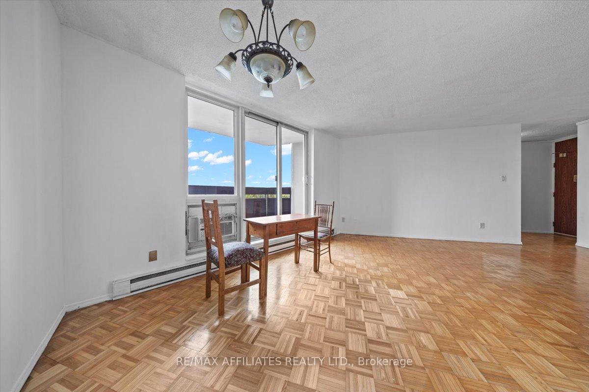 Photo 15 of Unit 706, 2000 Jasmine Crescent, Ottawa, Beacon Hill South — HOMEH