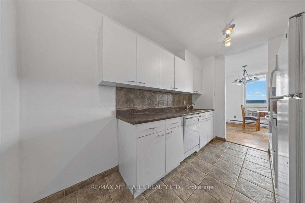 Photo 20 of Unit 706, 2000 Jasmine Crescent, Ottawa, Beacon Hill South — HOMEH