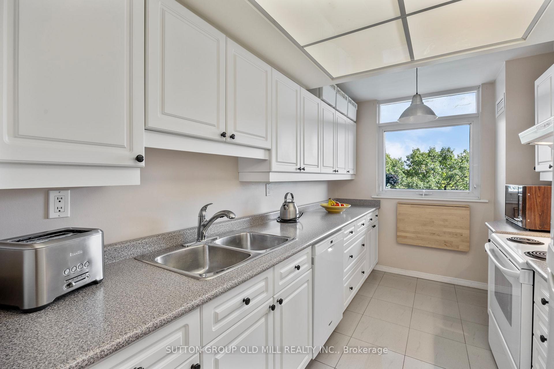 Photo 21 of Unit 602, 7811 Yonge Street, Markham, Thornhill — HOMEH