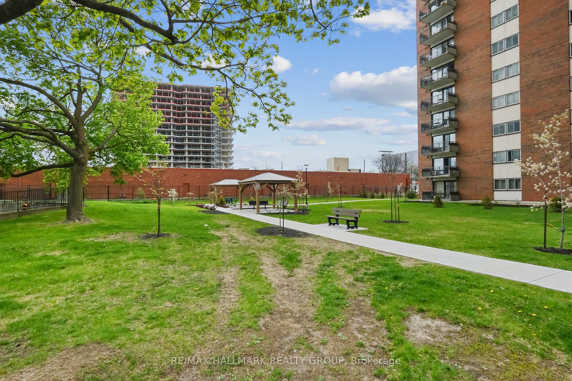 Photo 34 of Unit 307, 1485 Baseline Road, Ottawa, Copeland Park — HOMEH