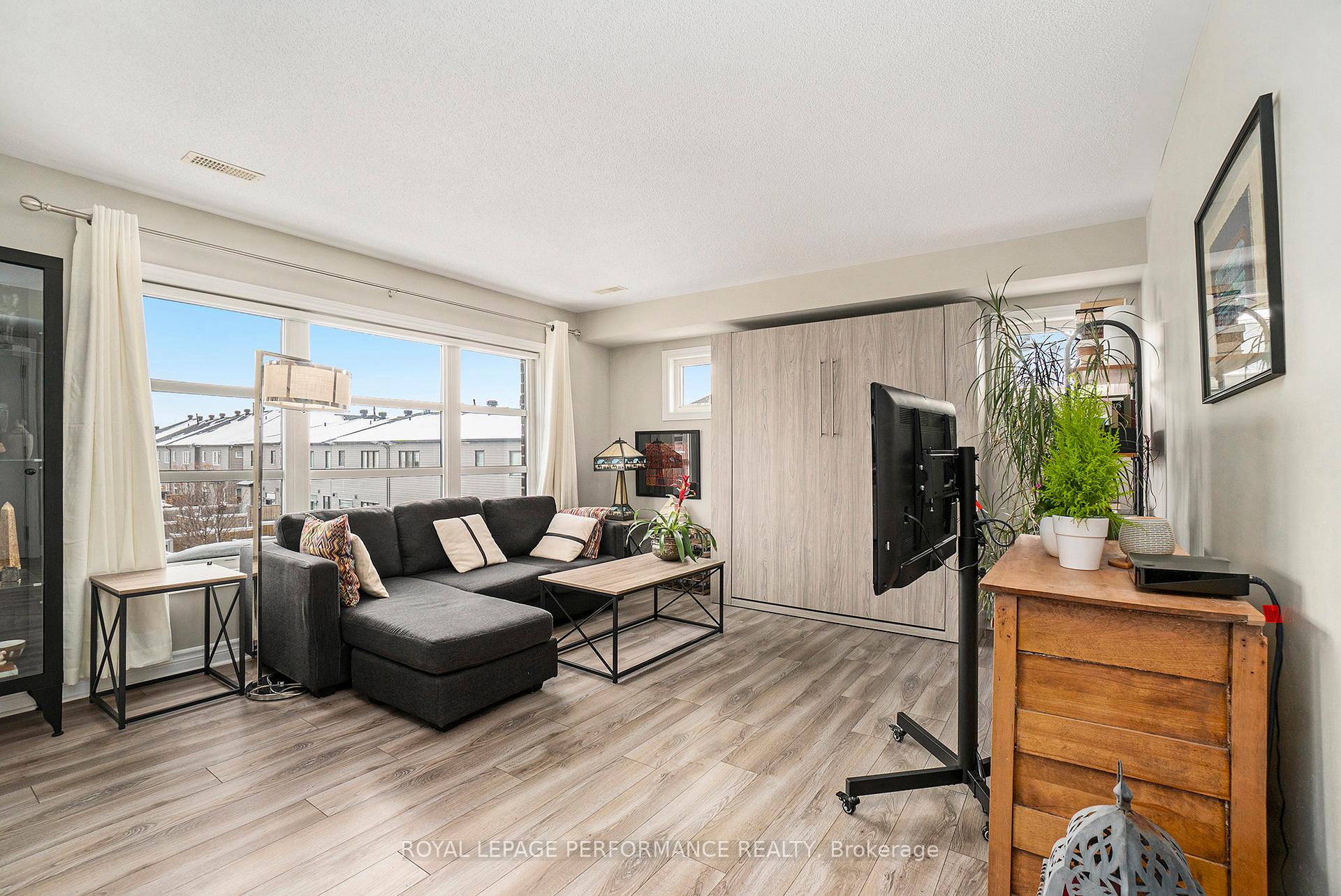 Photo 3 of Unit B, 316 Des Tilleuls Private, Ottawa, Avalon West — HOMEH