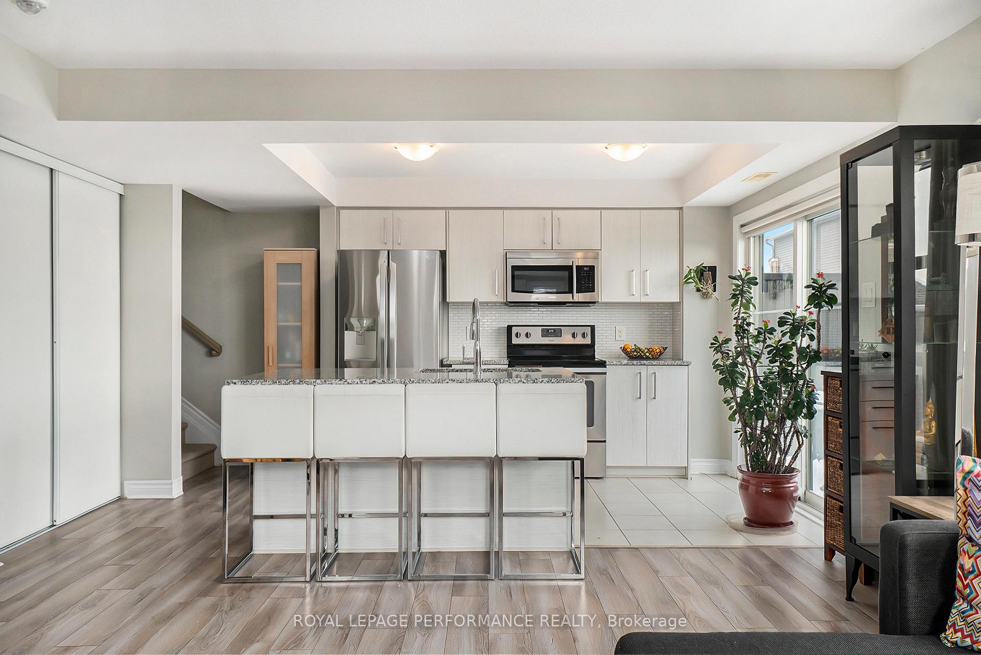 Photo 5 of Unit B, 316 Des Tilleuls Private, Ottawa, Avalon West — HOMEH