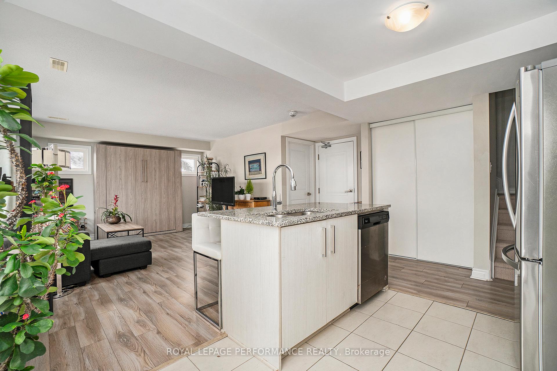 Photo 8 of Unit B, 316 Des Tilleuls Private, Ottawa, Avalon West — HOMEH