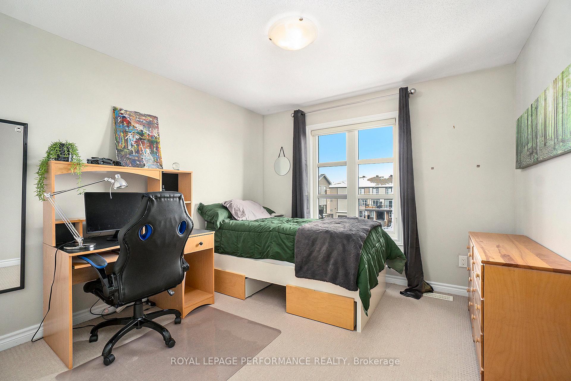 Photo 13 of Unit B, 316 Des Tilleuls Private, Ottawa, Avalon West — HOMEH