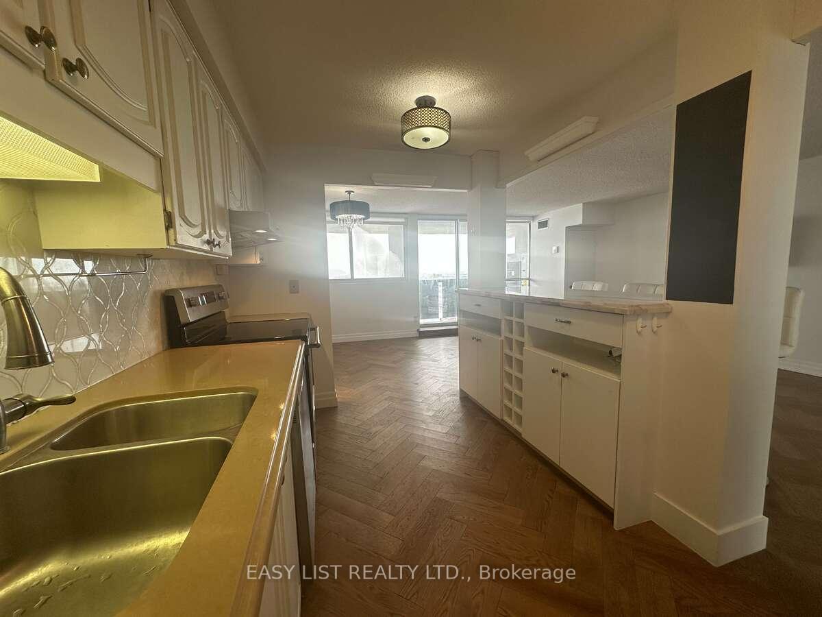 Photo 4 of Unit 1907, 375 King Street N, Waterloo, Lakeshore Village — HOMEH