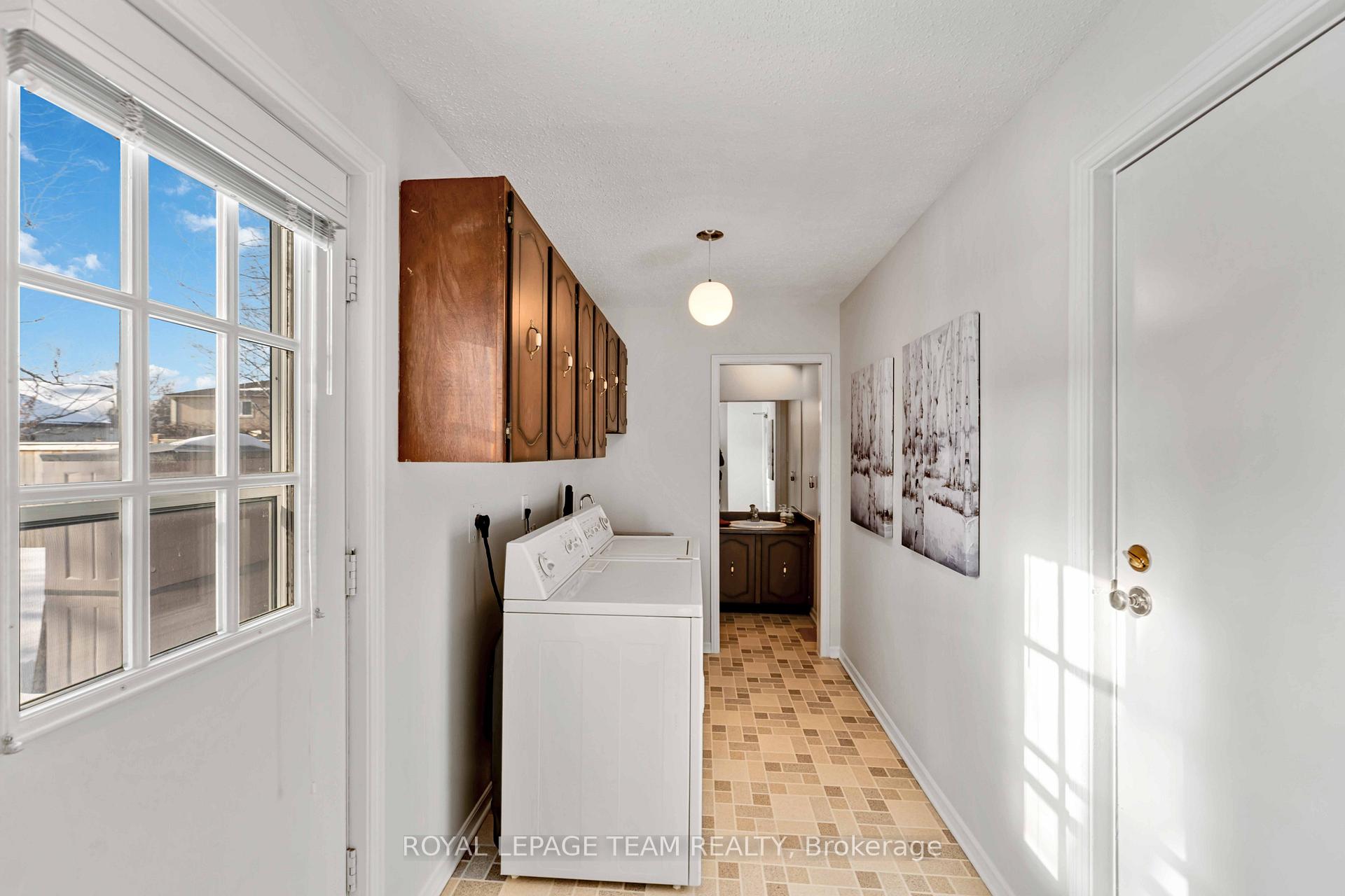 Photo 18 of 13 Fifeshire Crescent, Ottawa, Pineglen/Country Place — HOMEH