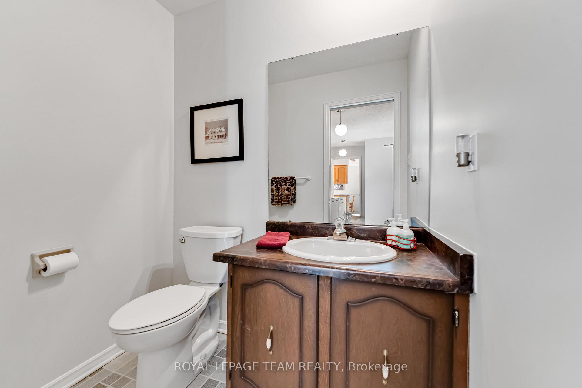 Photo 17 of 13 Fifeshire Crescent, Ottawa, Pineglen/Country Place — HOMEH