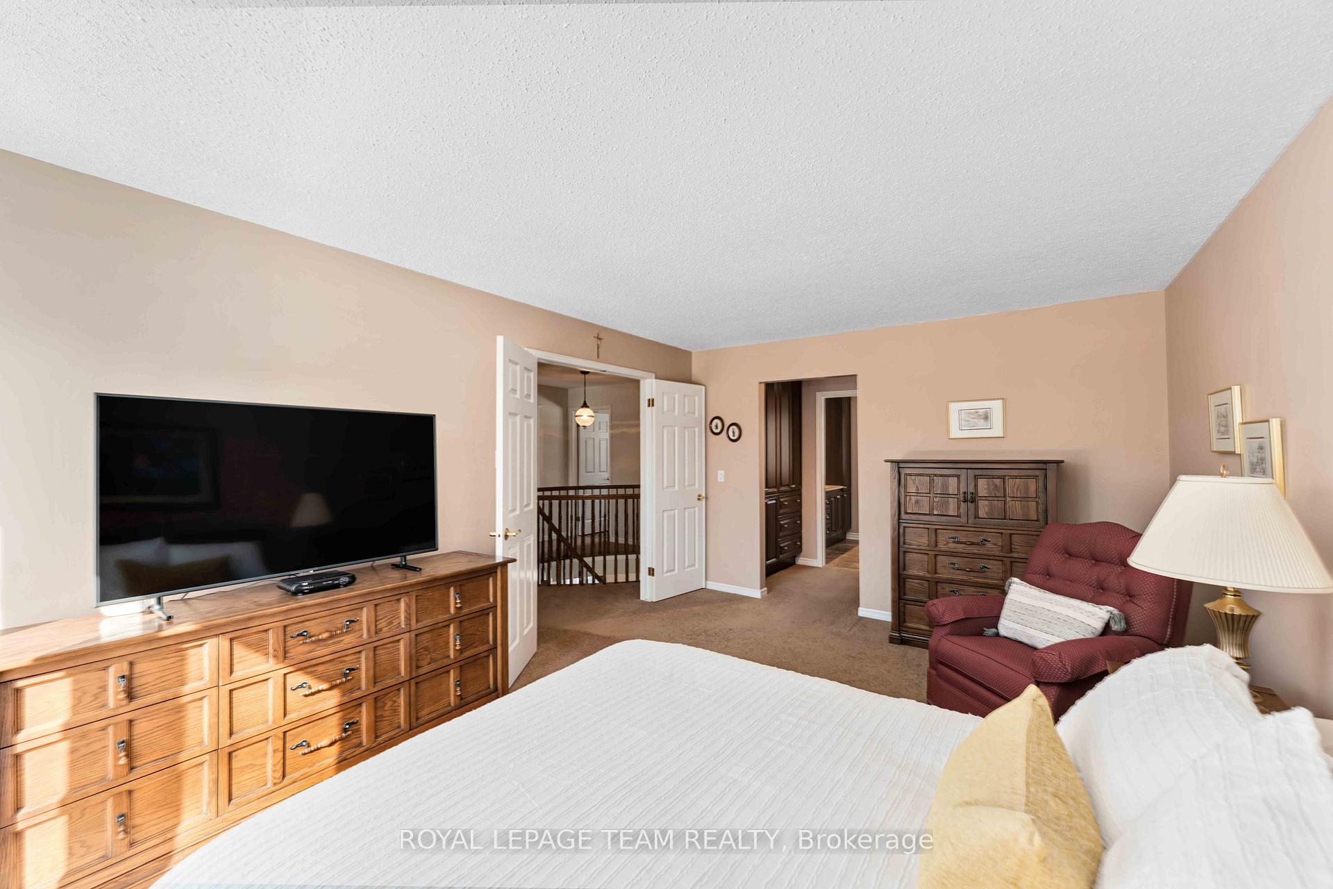 Photo 31 of 13 Fifeshire Crescent, Ottawa, Pineglen/Country Place — HOMEH