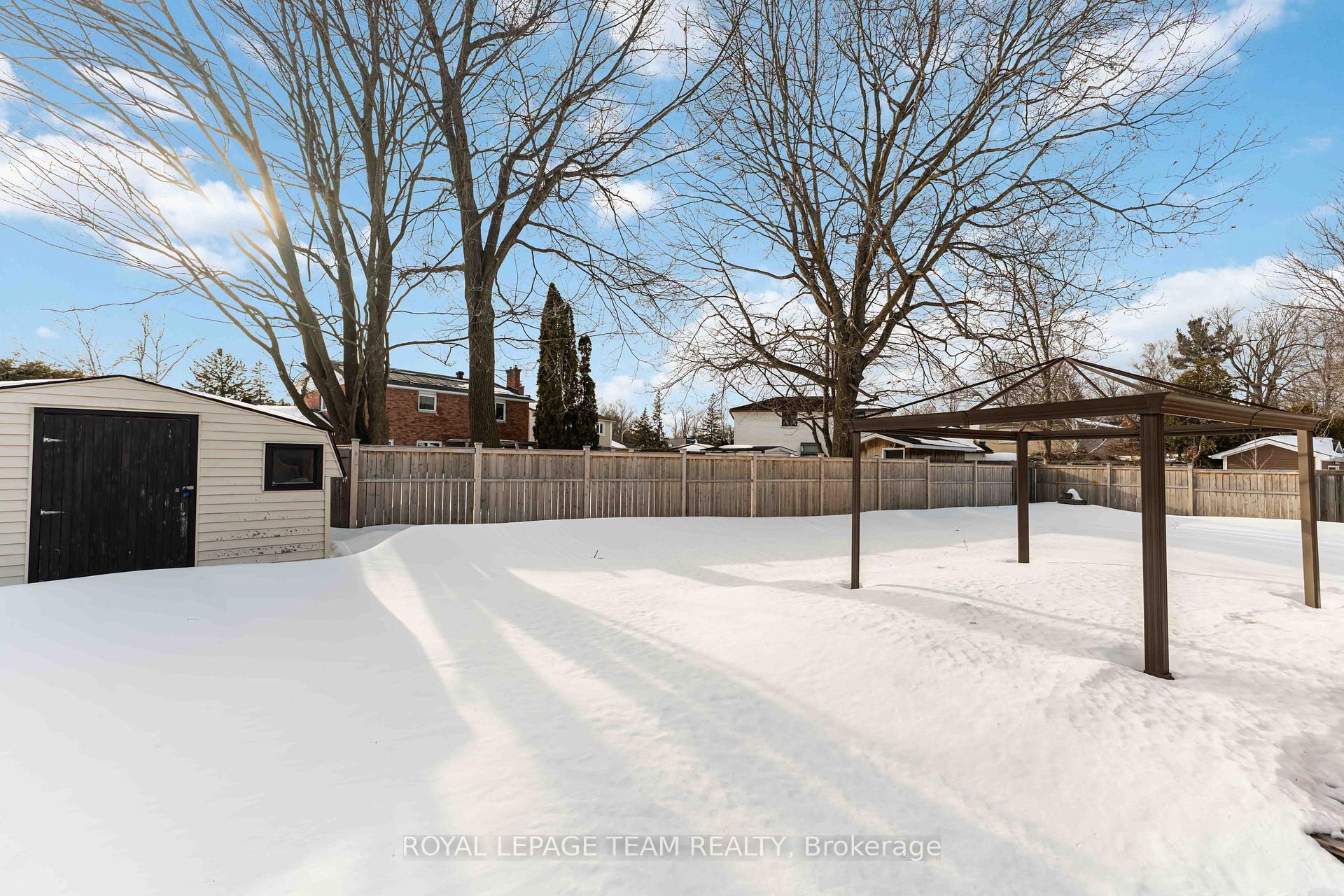 Photo 38 of 13 Fifeshire Crescent, Ottawa, Pineglen/Country Place — HOMEH