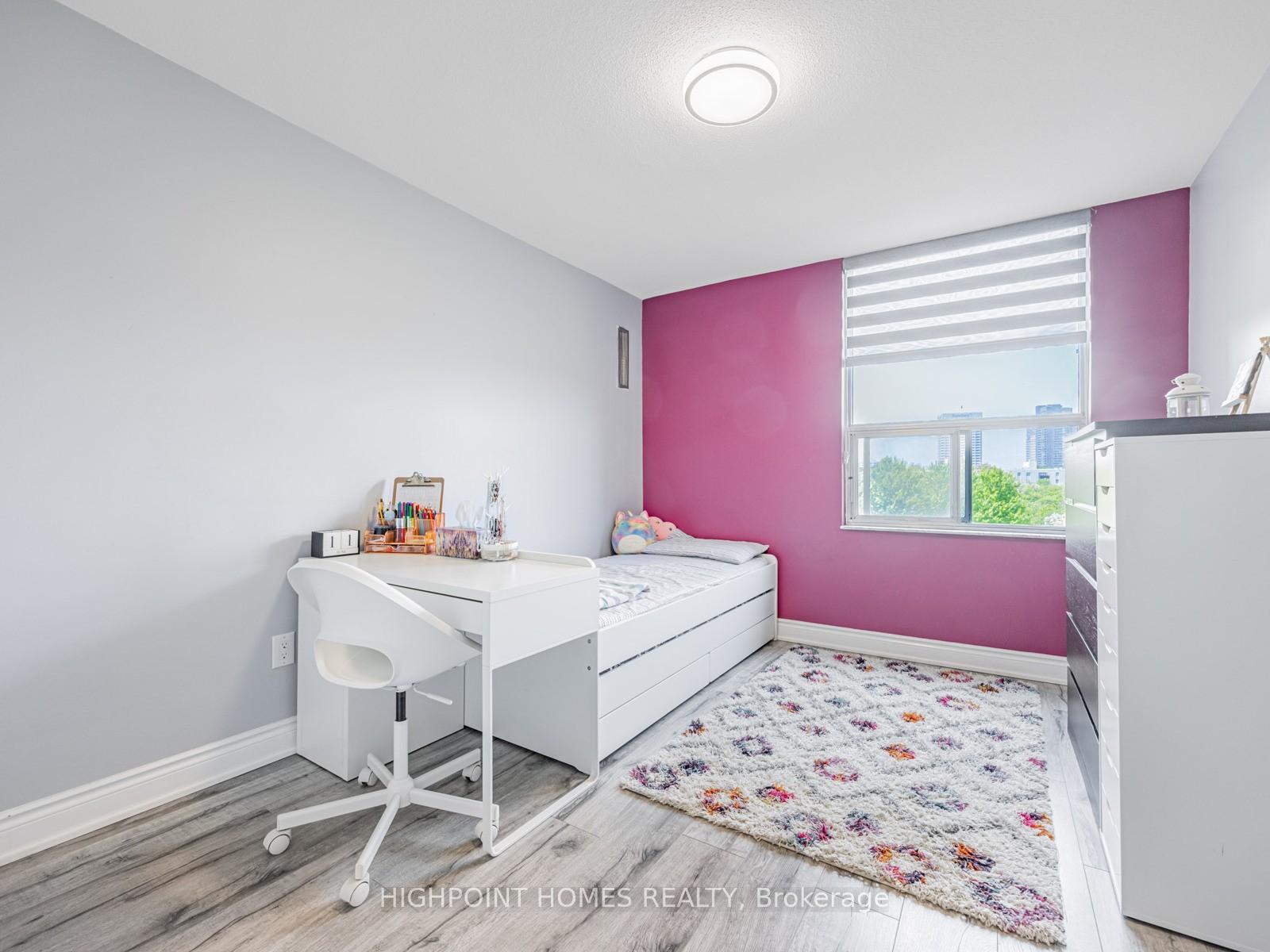 Photo 13 of Unit 919, 10 Edgecliff Golfway, Toronto, Flemingdon Park — HOMEH