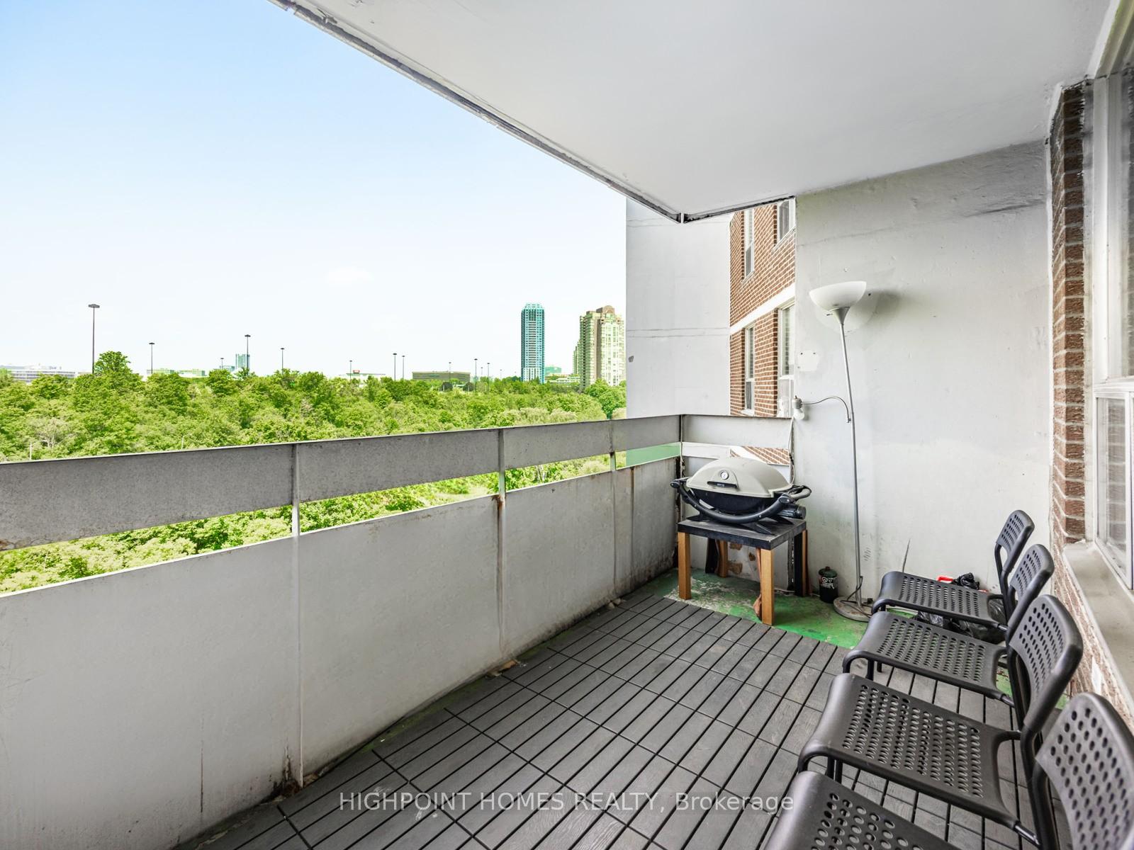 Photo 20 of Unit 919, 10 Edgecliff Golfway, Toronto, Flemingdon Park — HOMEH