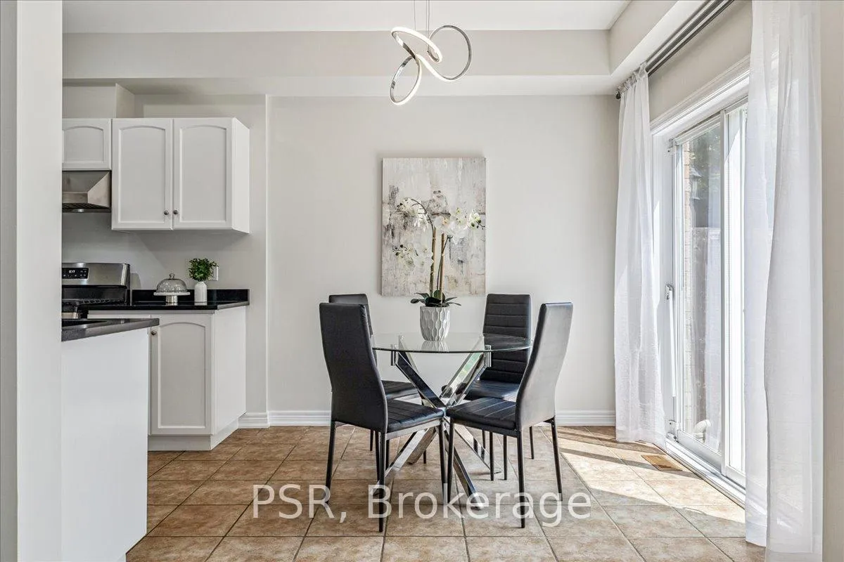 Photo 11 of Unit 38, 60 Cloverleaf Drive, Hamilton, Meadowlands — HOMEH