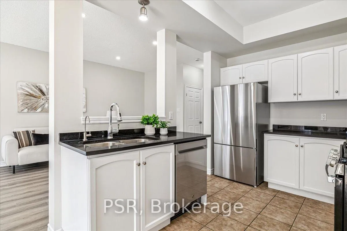 Photo 15 of Unit 38, 60 Cloverleaf Drive, Hamilton, Meadowlands — HOMEH