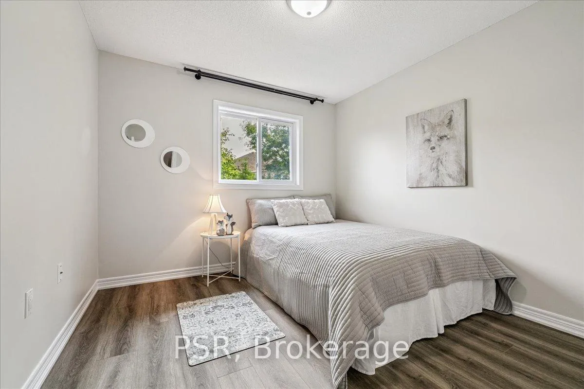 Photo 26 of Unit 38, 60 Cloverleaf Drive, Hamilton, Meadowlands — HOMEH