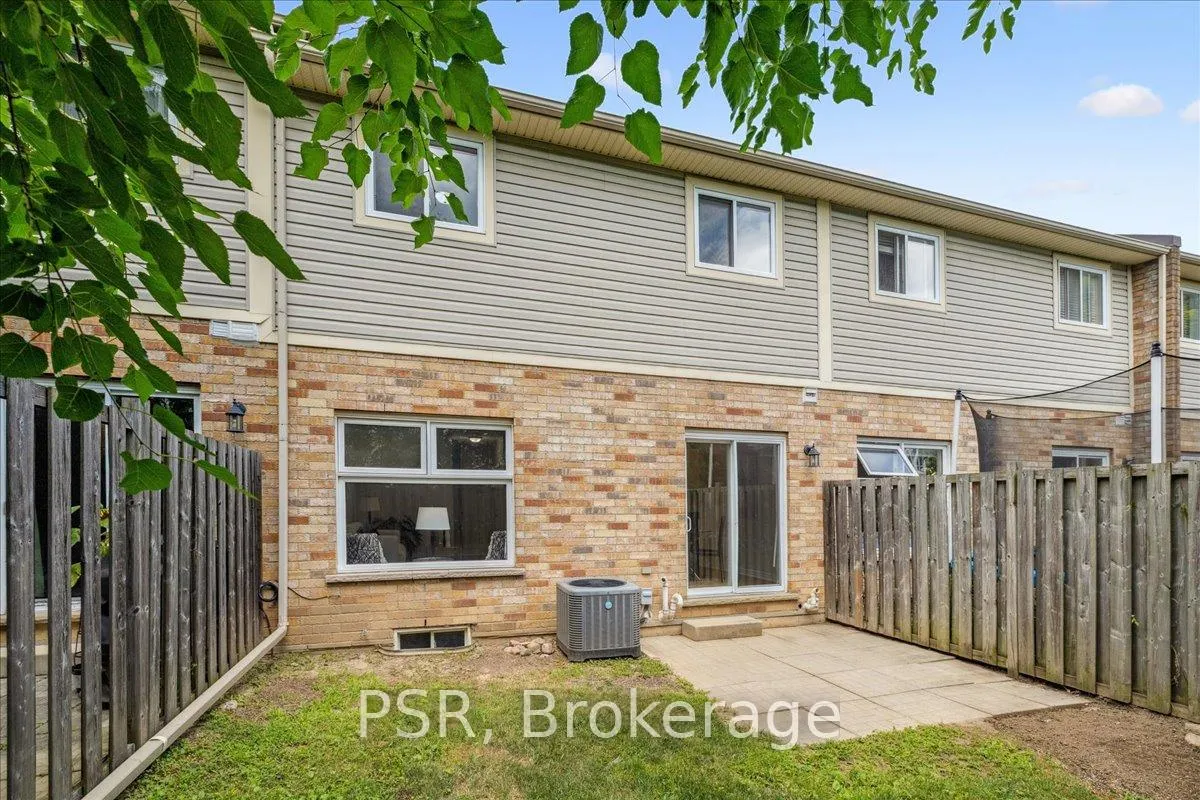 Photo 37 of Unit 38, 60 Cloverleaf Drive, Hamilton, Meadowlands — HOMEH