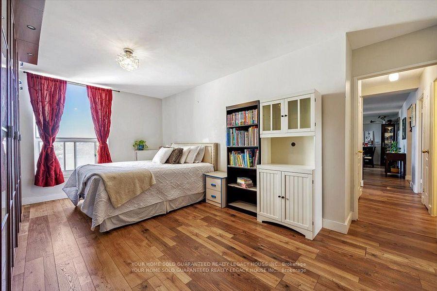 Photo 9 of Unit 607, 130 Neptune Drive, Toronto, Englemount-Lawrence — HOMEH