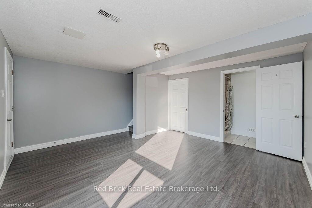 Photo 23 of Unit 73, 700 Paisley Road, Guelph, Willow West/Sugarbush/West Acres — HOMEH