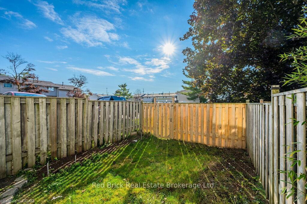 Photo 30 of Unit 73, 700 Paisley Road, Guelph, Willow West/Sugarbush/West Acres — HOMEH