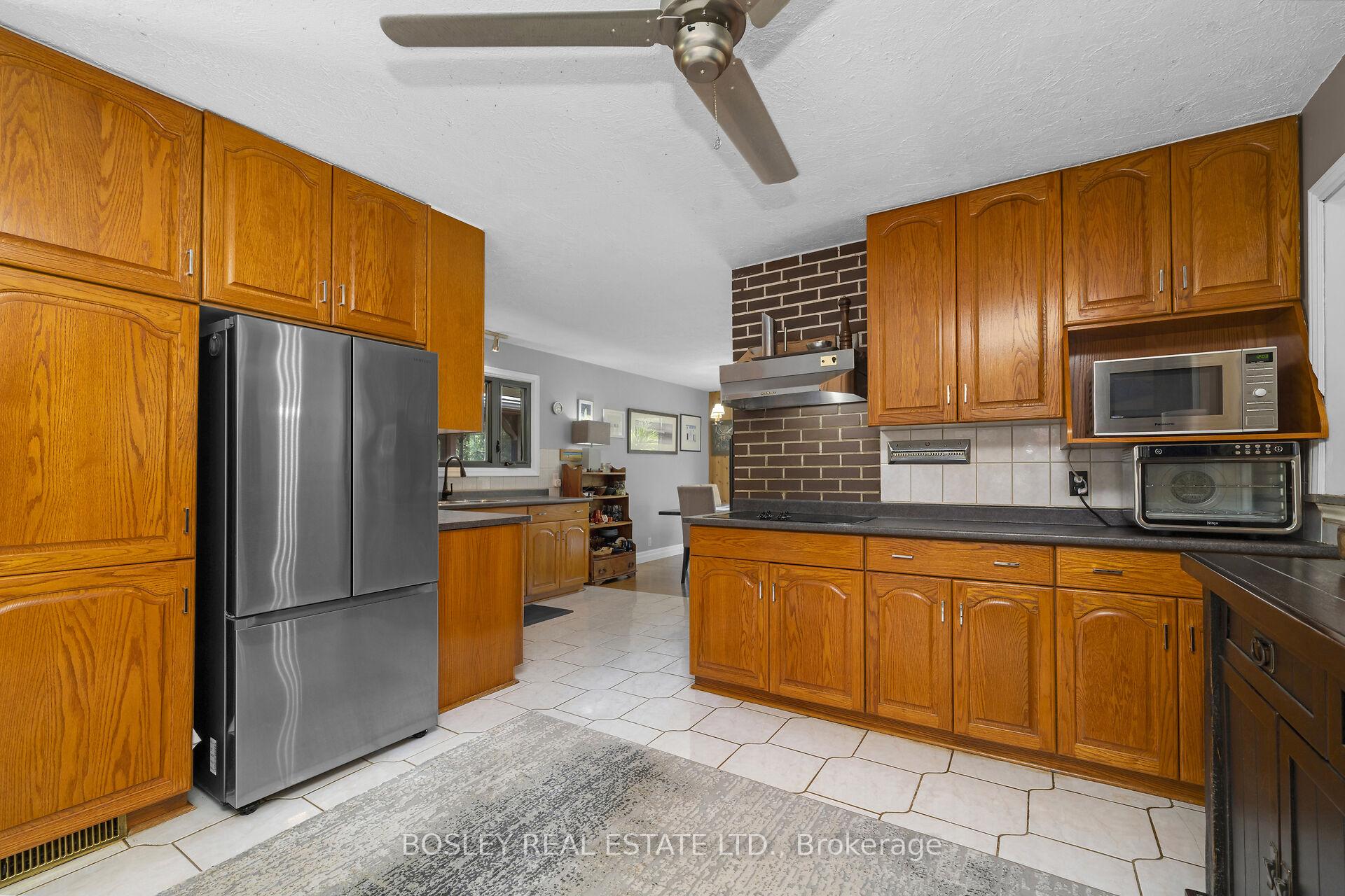 Photo 17 of 5489 10th Line, Erin, Rural Erin — HOMEH