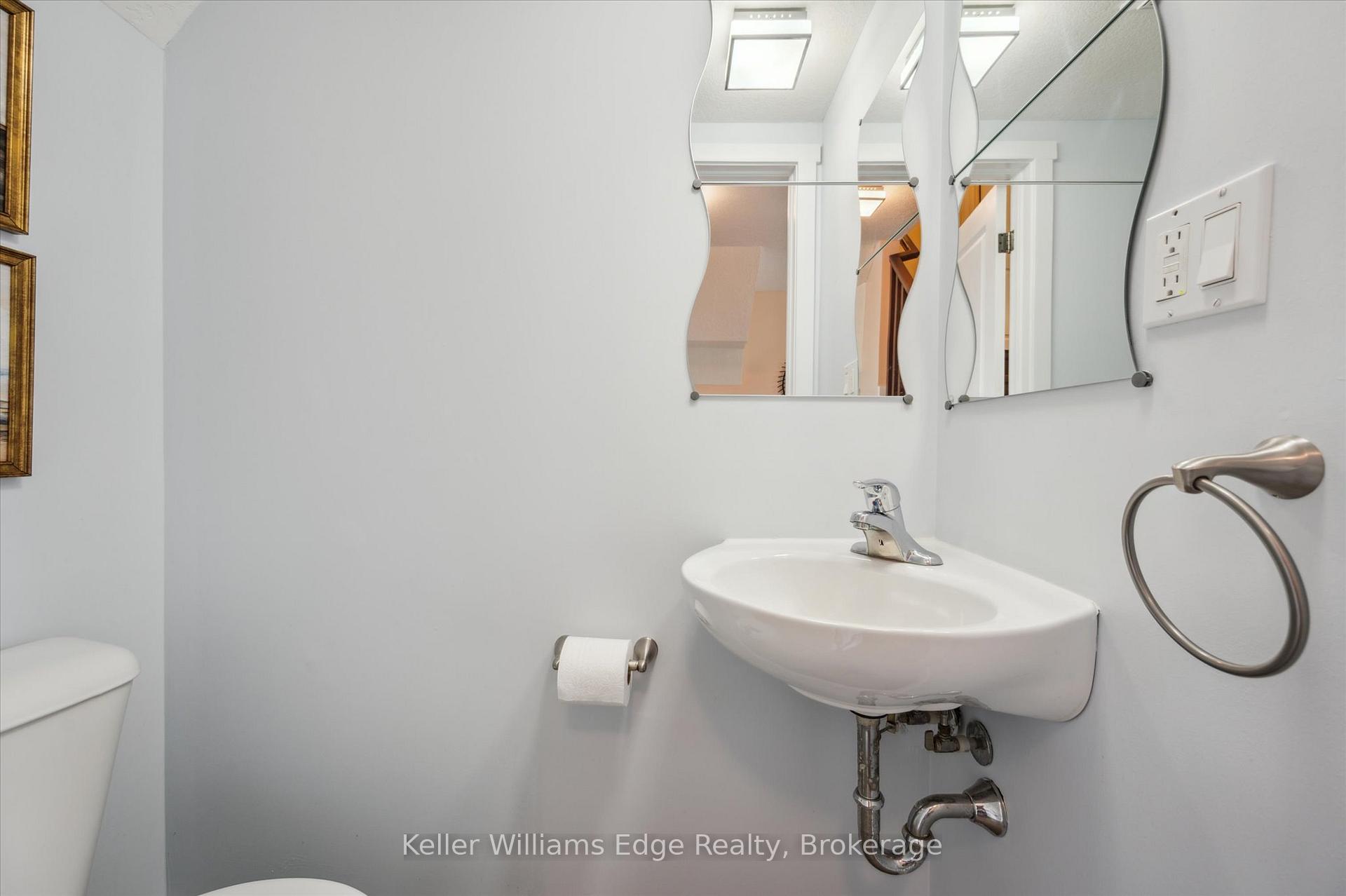 Photo 9 of Unit 2, 487 East Avenue E, Kitchener — HOMEH