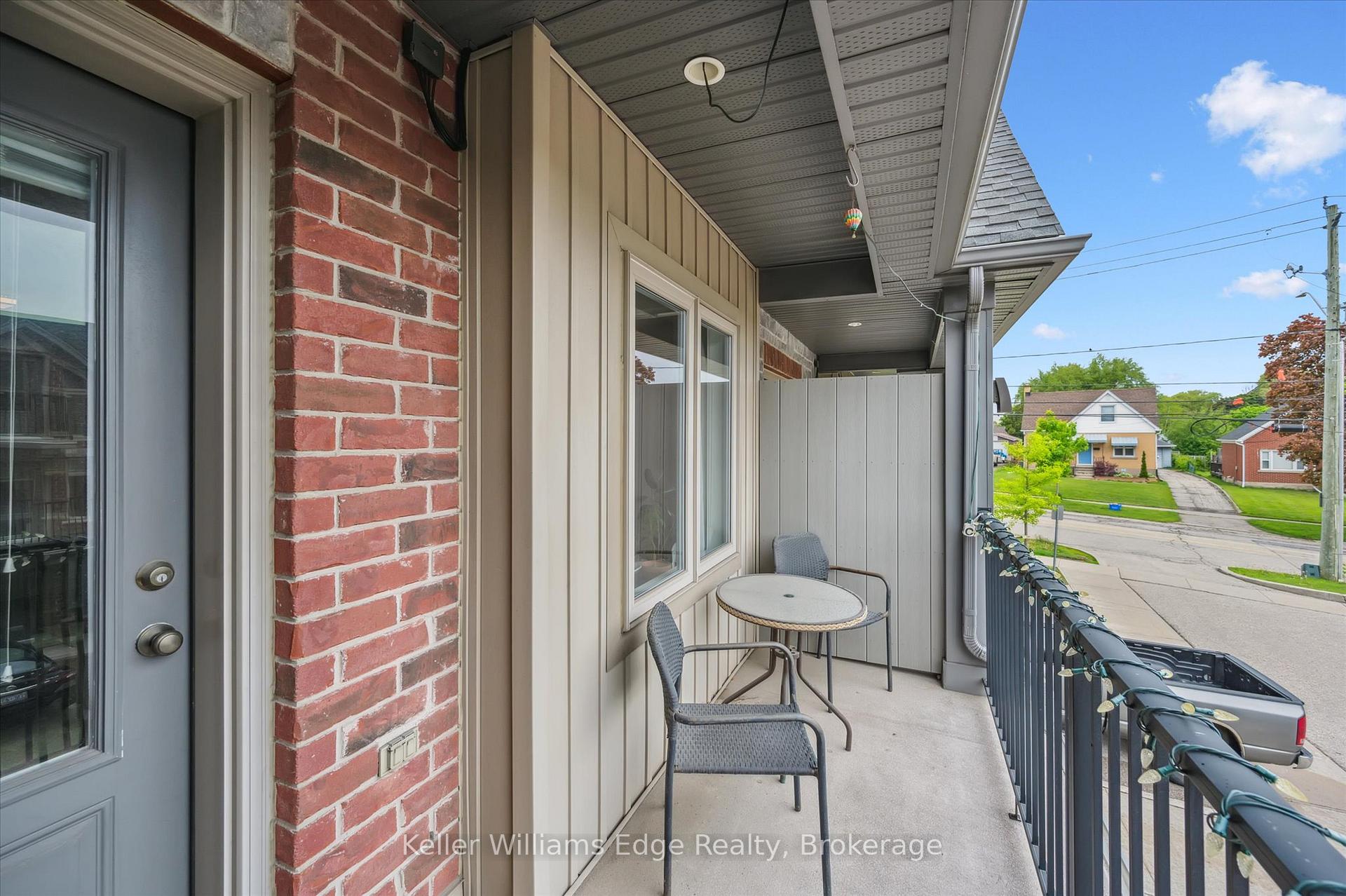 Photo 10 of Unit 2, 487 East Avenue E, Kitchener — HOMEH