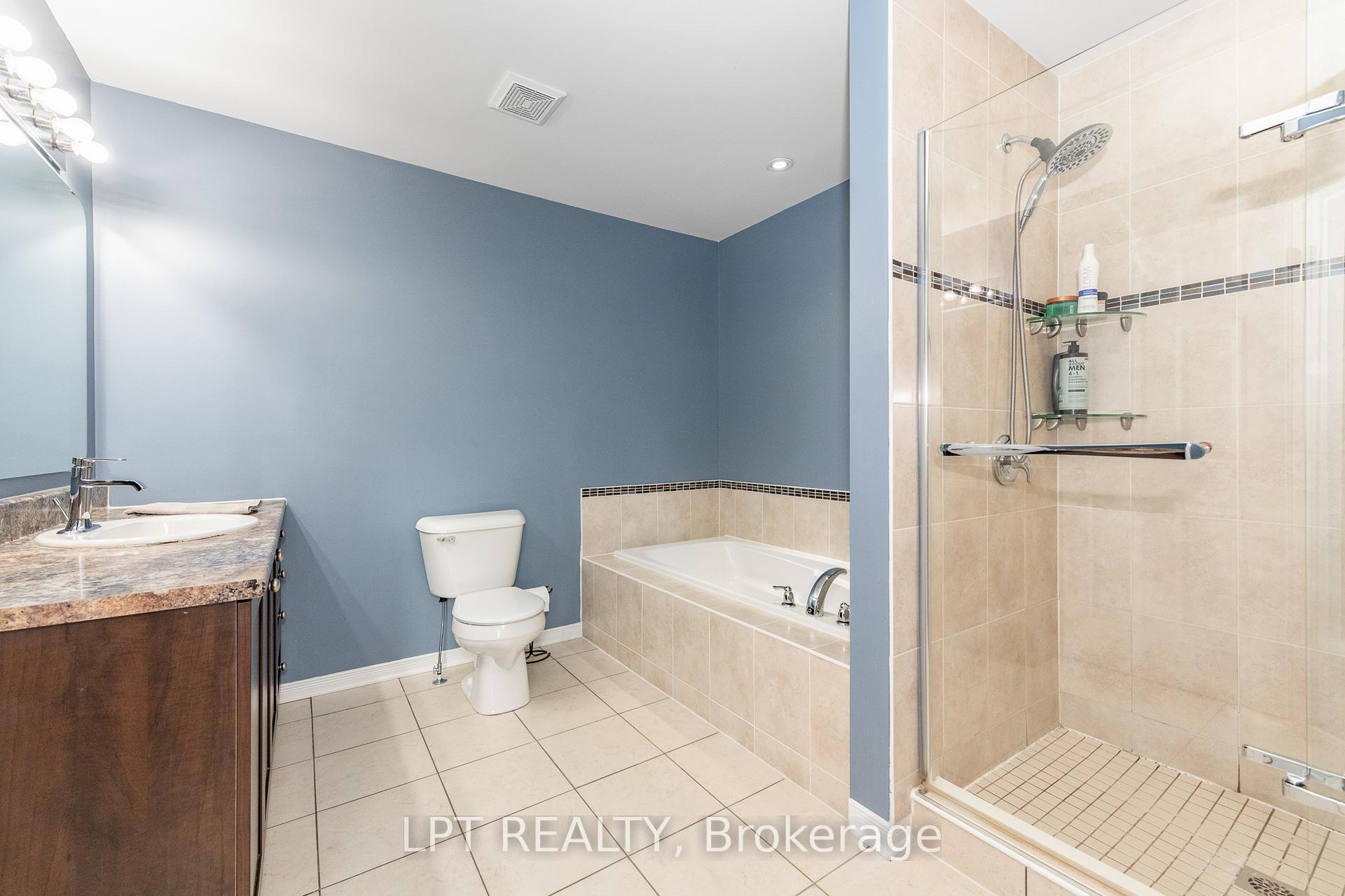 Photo 24 of 950 Torovin Private, Ottawa, Pineview — HOMEH