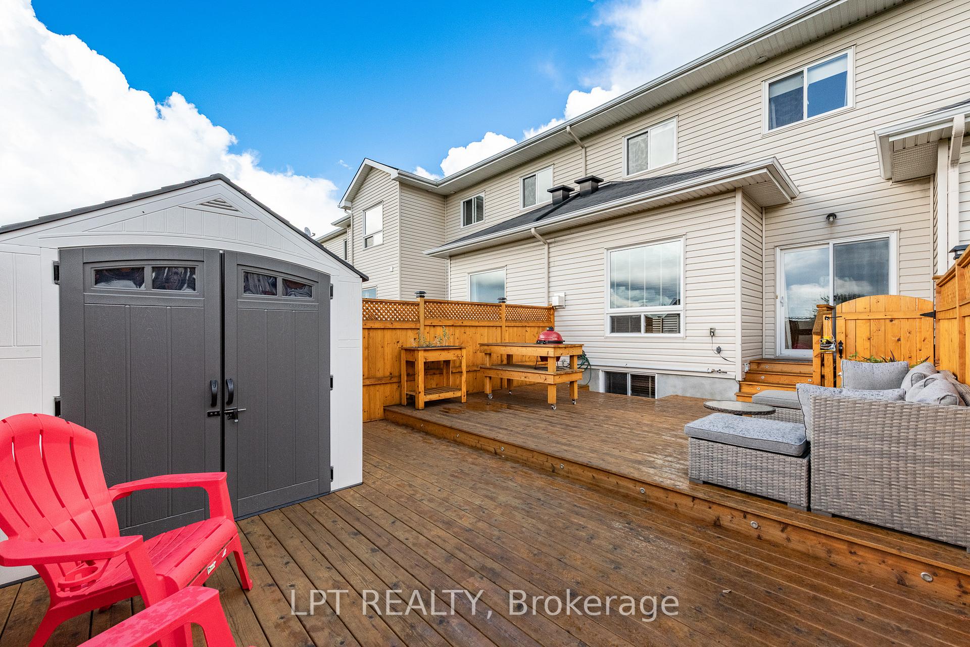 Photo 20 of 950 Torovin Private, Ottawa, Pineview — HOMEH