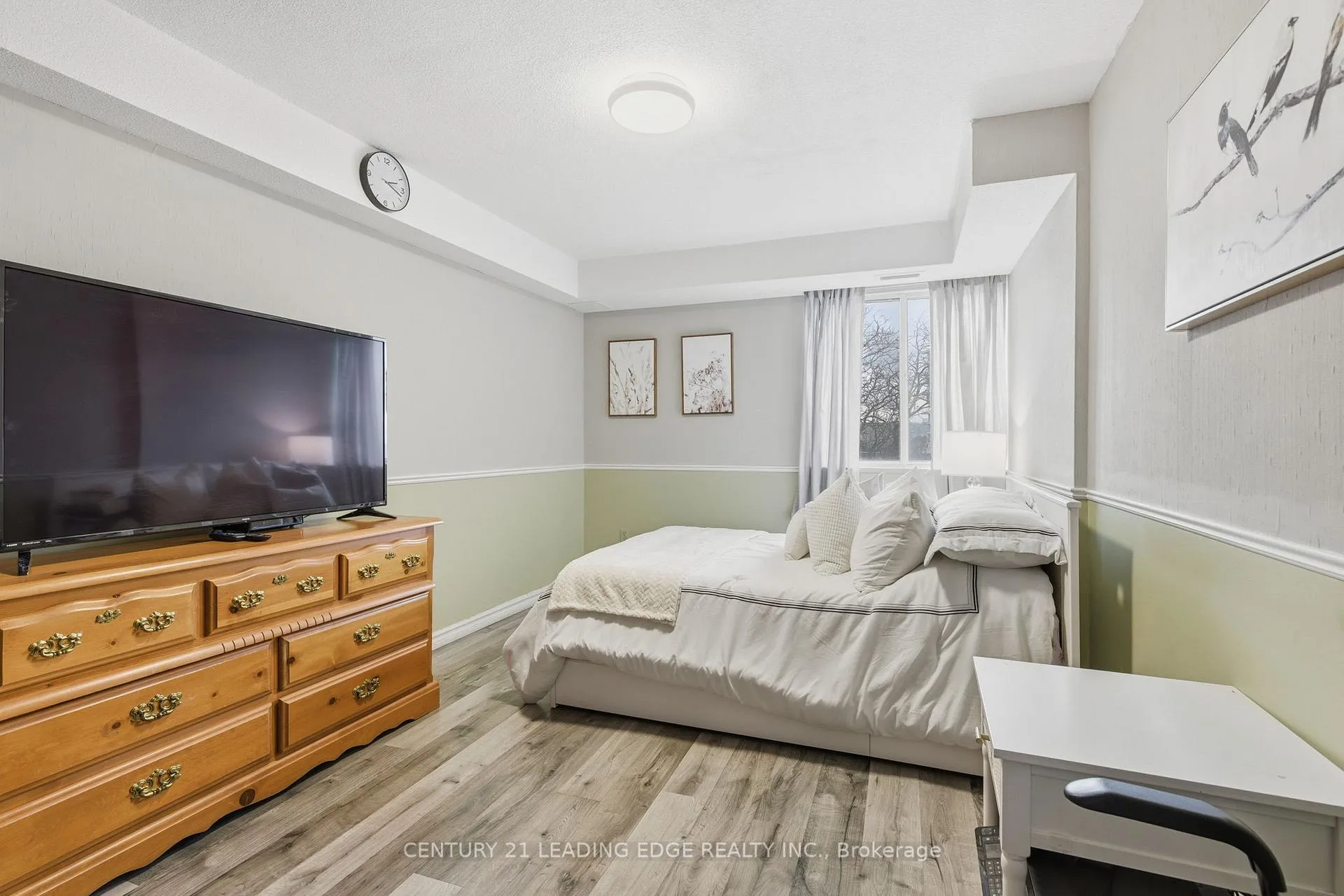 Photo 13 of Unit 407, 301 Frances Avenue, Hamilton, Stoney Creek — HOMEH