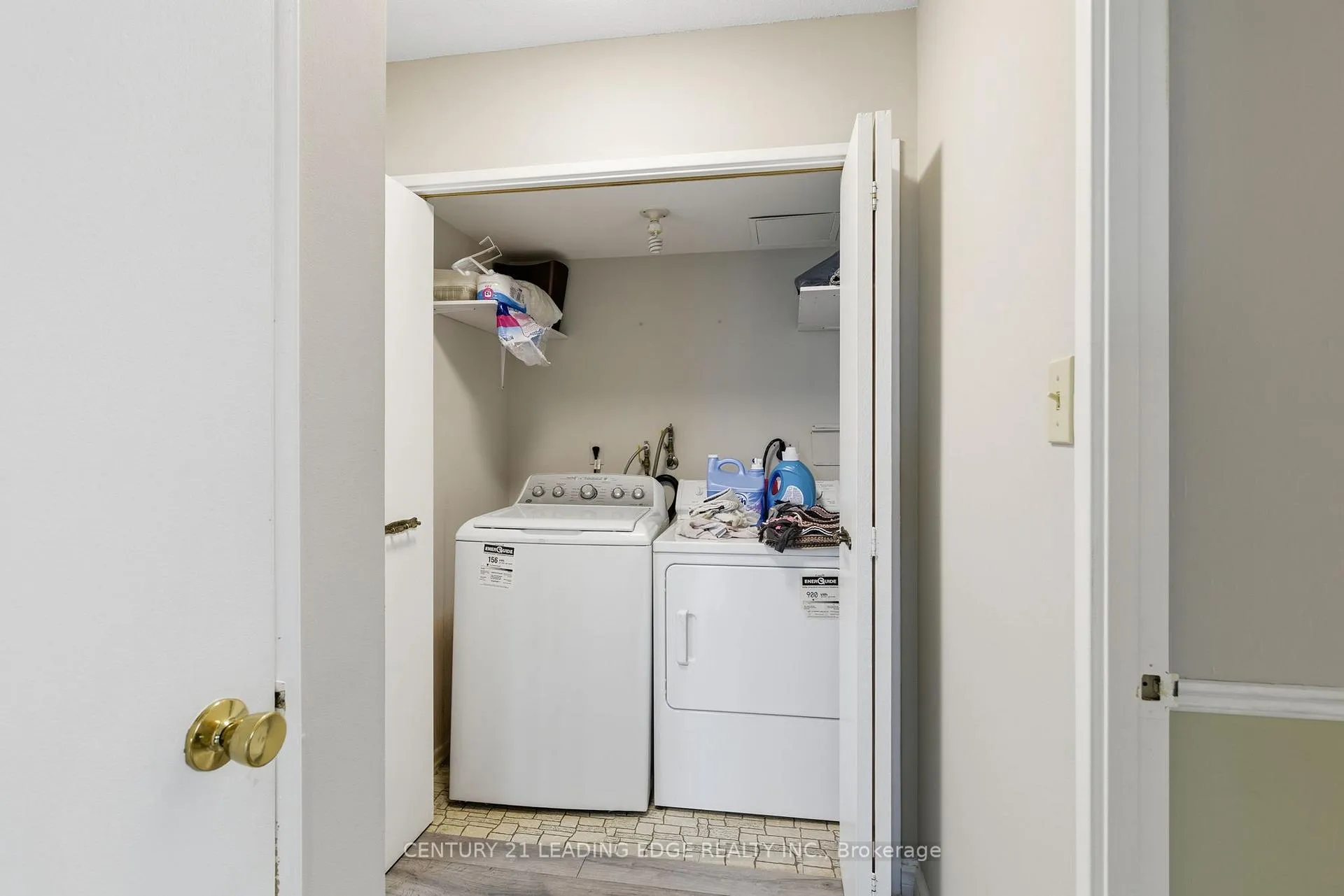 Photo 15 of Unit 407, 301 Frances Avenue, Hamilton, Stoney Creek — HOMEH
