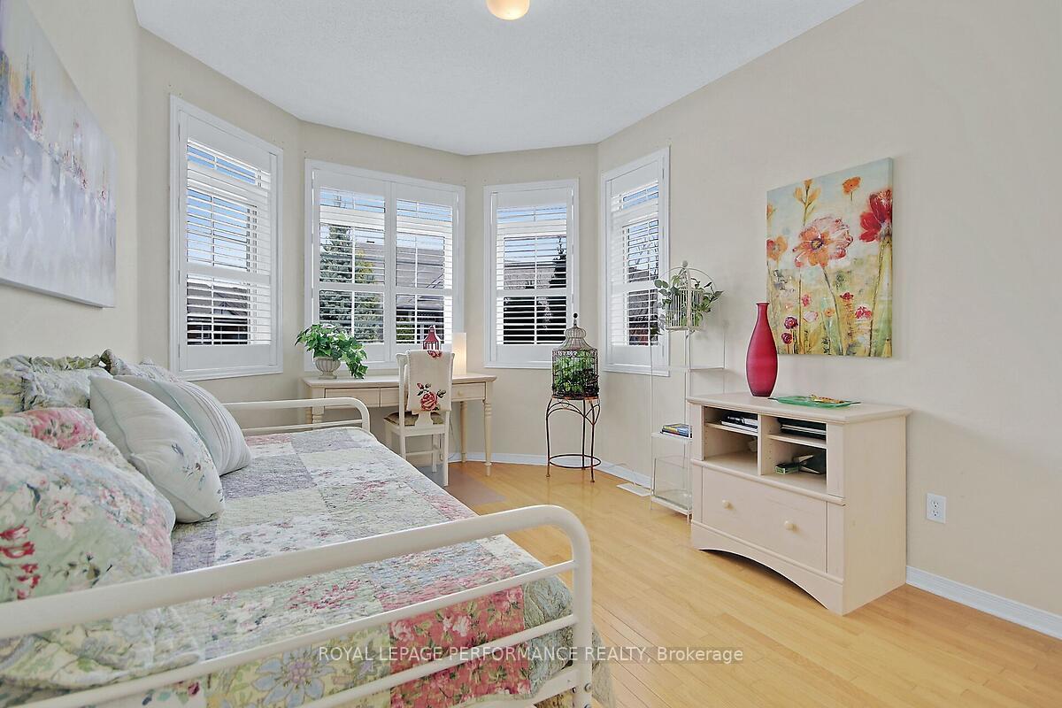 Photo 29 of 6 Briardale Crescent, Ottawa, City View/Skyline/Fisher Heights/Parkwood Hills — HOMEH