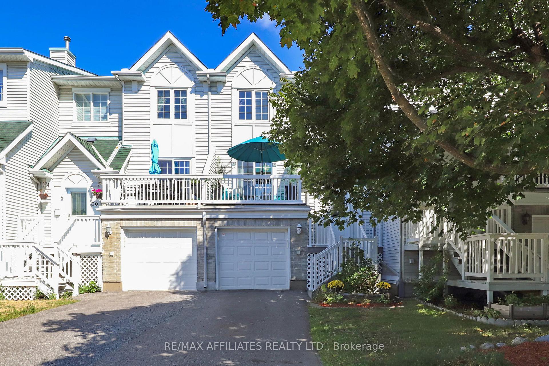 Photo 1 of 22 Castlegreen Private, Ottawa, Hunt Club Park/Greenboro — HOMEH