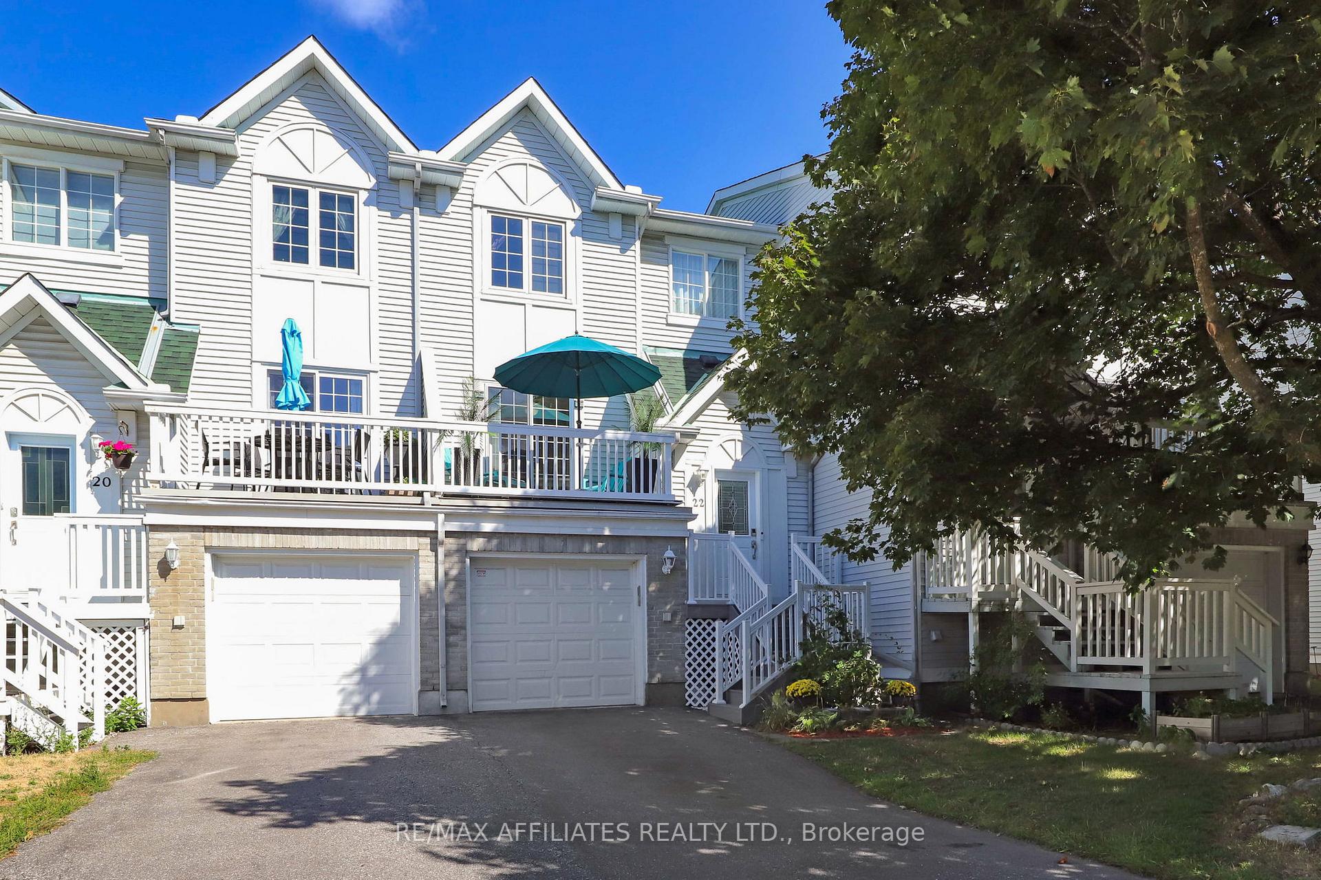 Photo 6 of 22 Castlegreen Private, Ottawa, Hunt Club Park/Greenboro — HOMEH