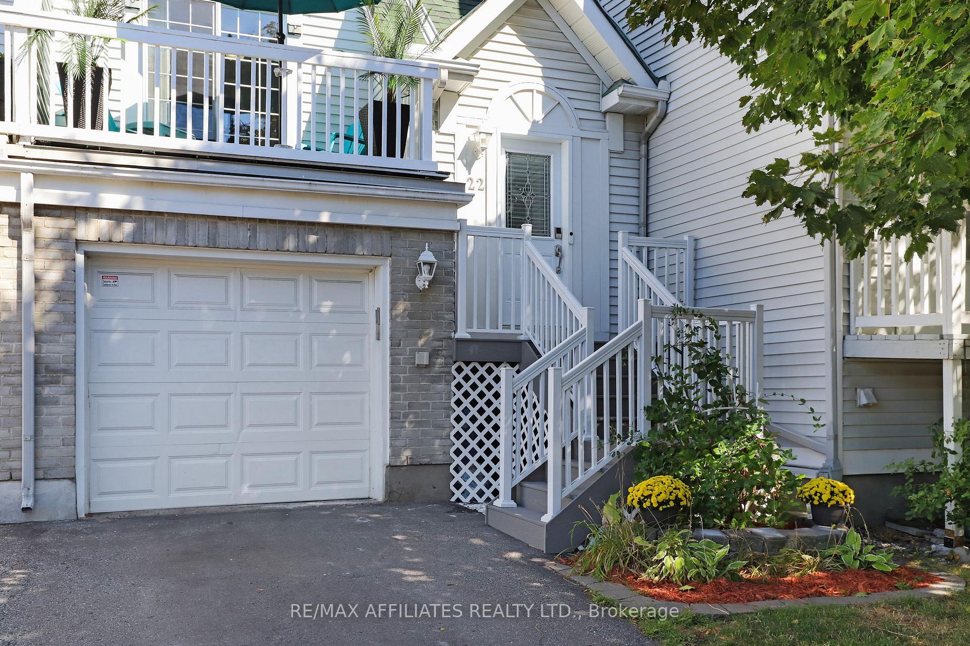 Photo 7 of 22 Castlegreen Private, Ottawa, Hunt Club Park/Greenboro — HOMEH