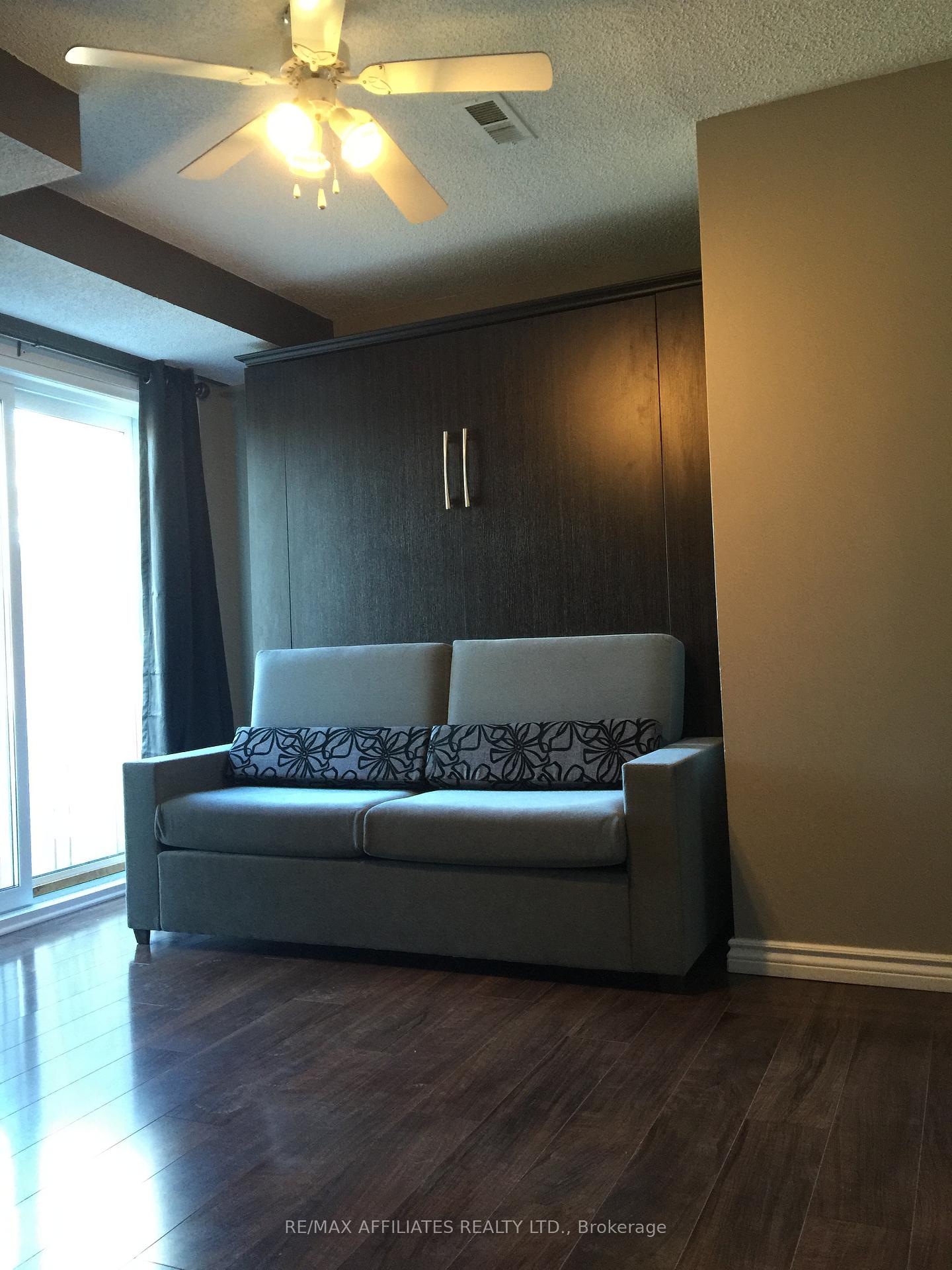 Photo 27 of 22 Castlegreen Private, Ottawa, Hunt Club Park/Greenboro — HOMEH