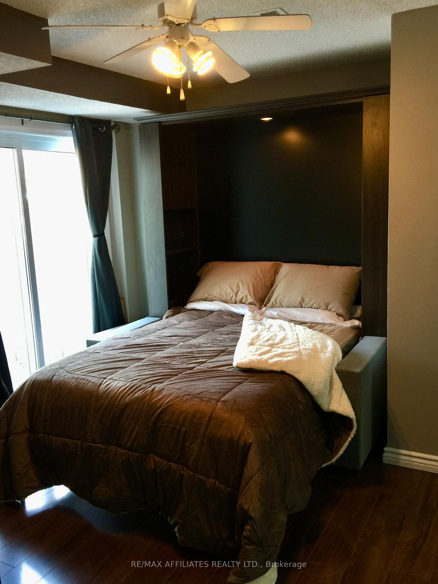 Photo 28 of 22 Castlegreen Private, Ottawa, Hunt Club Park/Greenboro — HOMEH