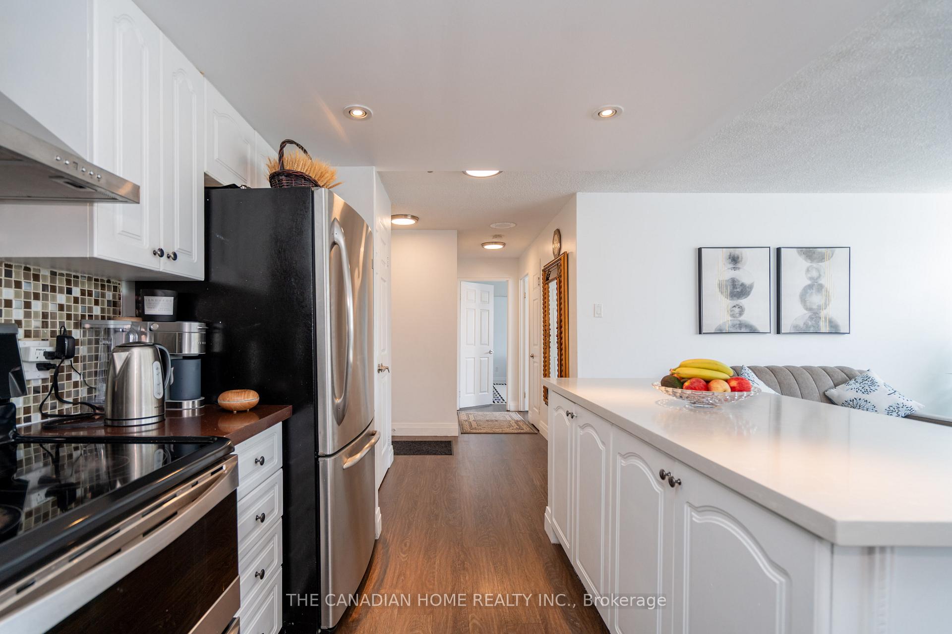 Photo 30 of Unit 607, 3695 Kaneff Crescent, Mississauga, Mississauga Valleys — HOMEH