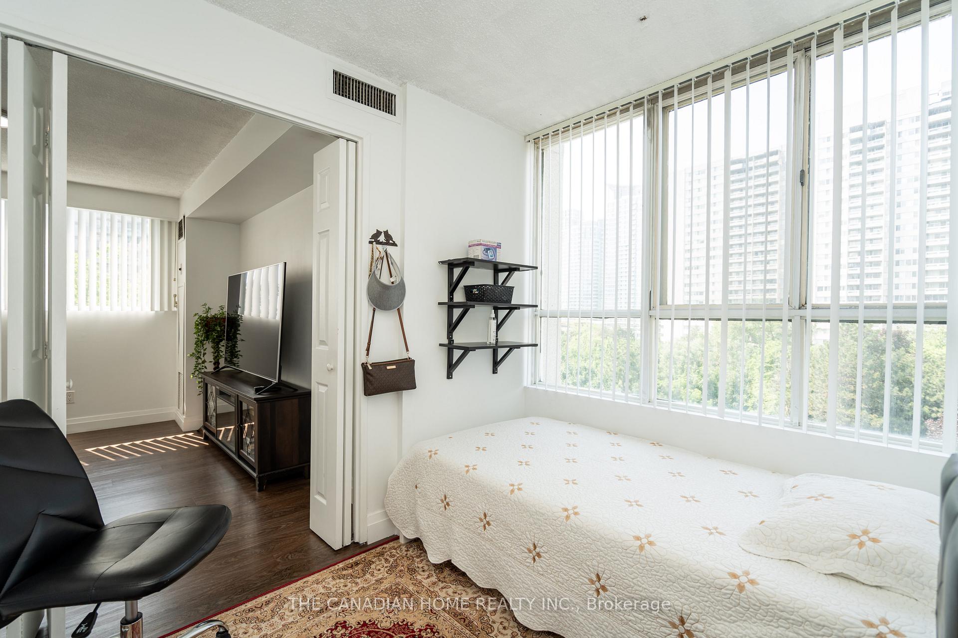 Photo 35 of Unit 607, 3695 Kaneff Crescent, Mississauga, Mississauga Valleys — HOMEH