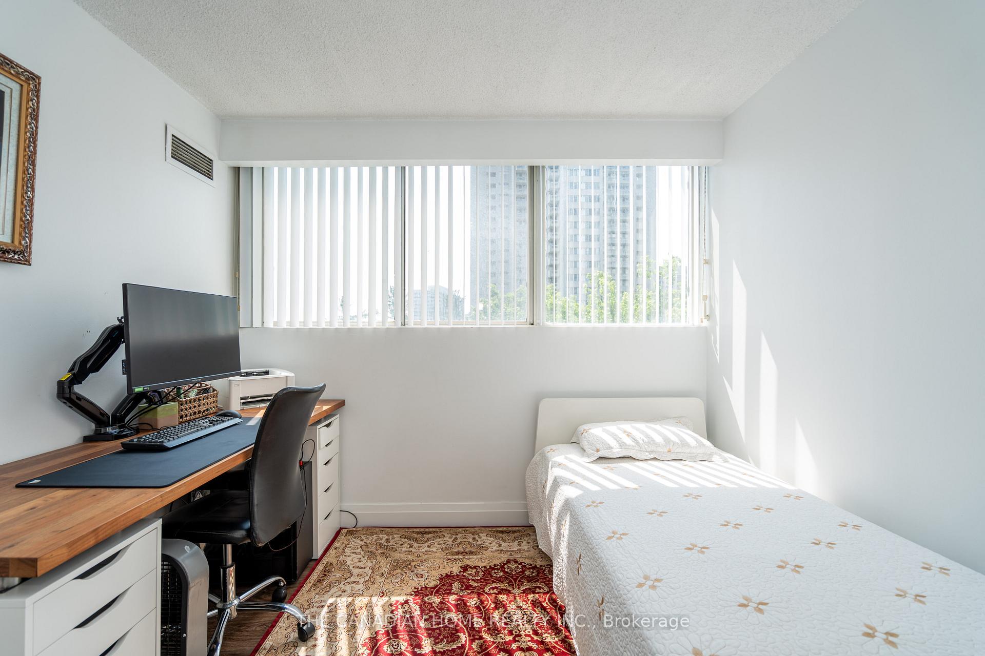 Photo 34 of Unit 607, 3695 Kaneff Crescent, Mississauga, Mississauga Valleys — HOMEH