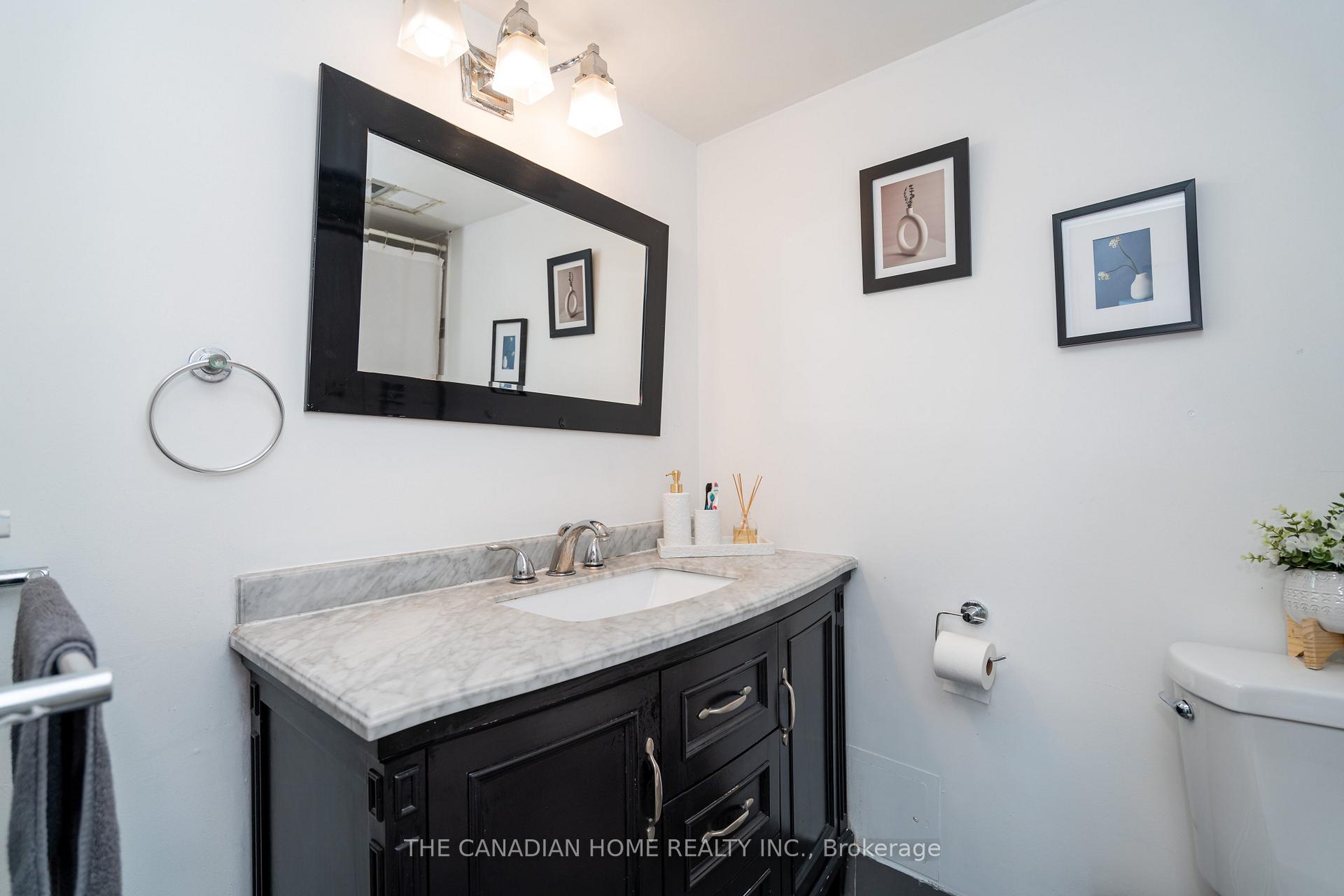 Photo 14 of Unit 607, 3695 Kaneff Crescent, Mississauga, Mississauga Valleys — HOMEH