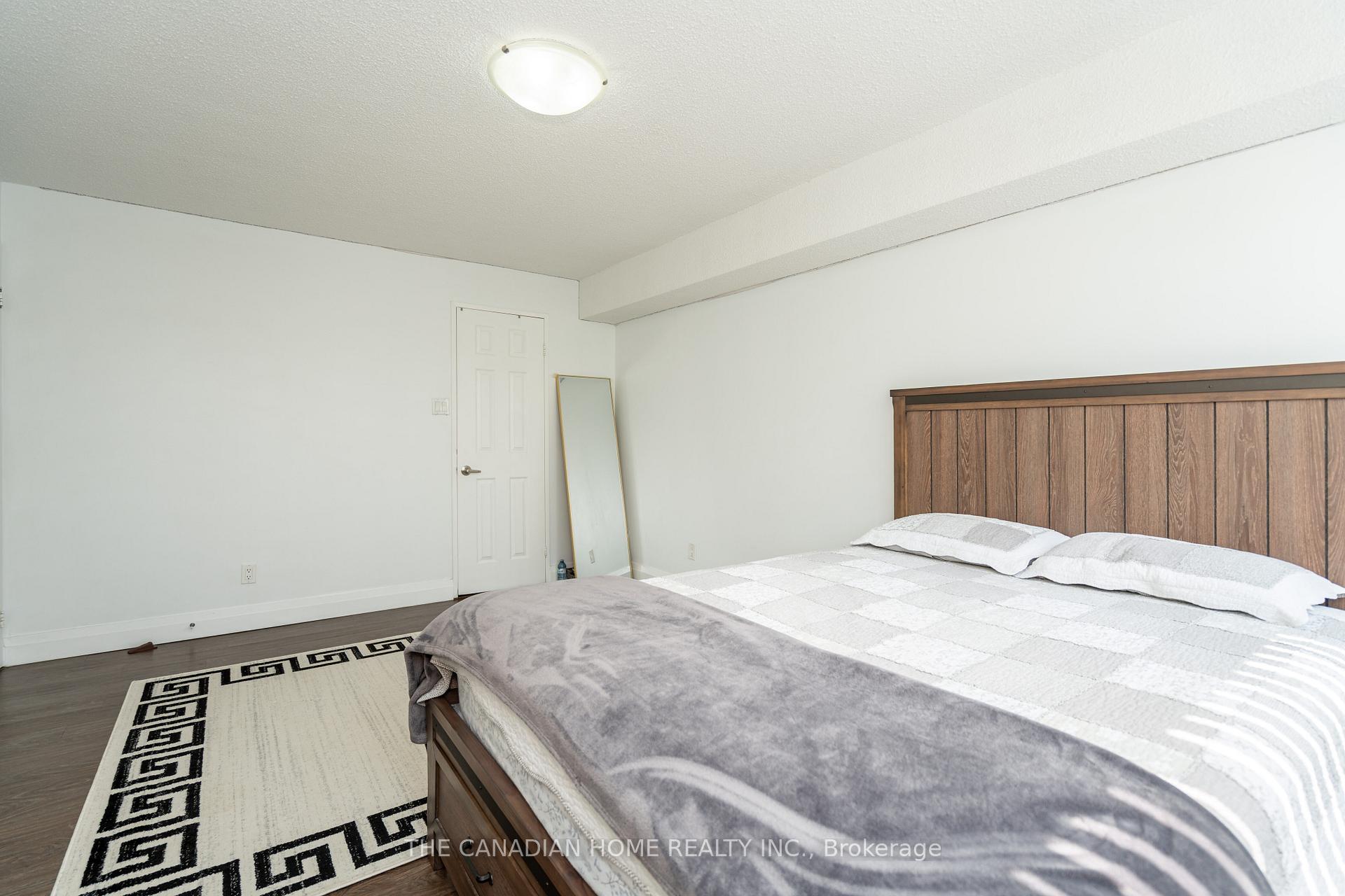 Photo 33 of Unit 607, 3695 Kaneff Crescent, Mississauga, Mississauga Valleys — HOMEH