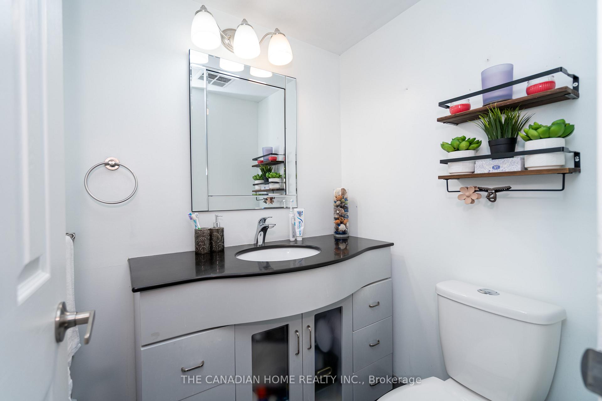 Photo 24 of Unit 607, 3695 Kaneff Crescent, Mississauga, Mississauga Valleys — HOMEH