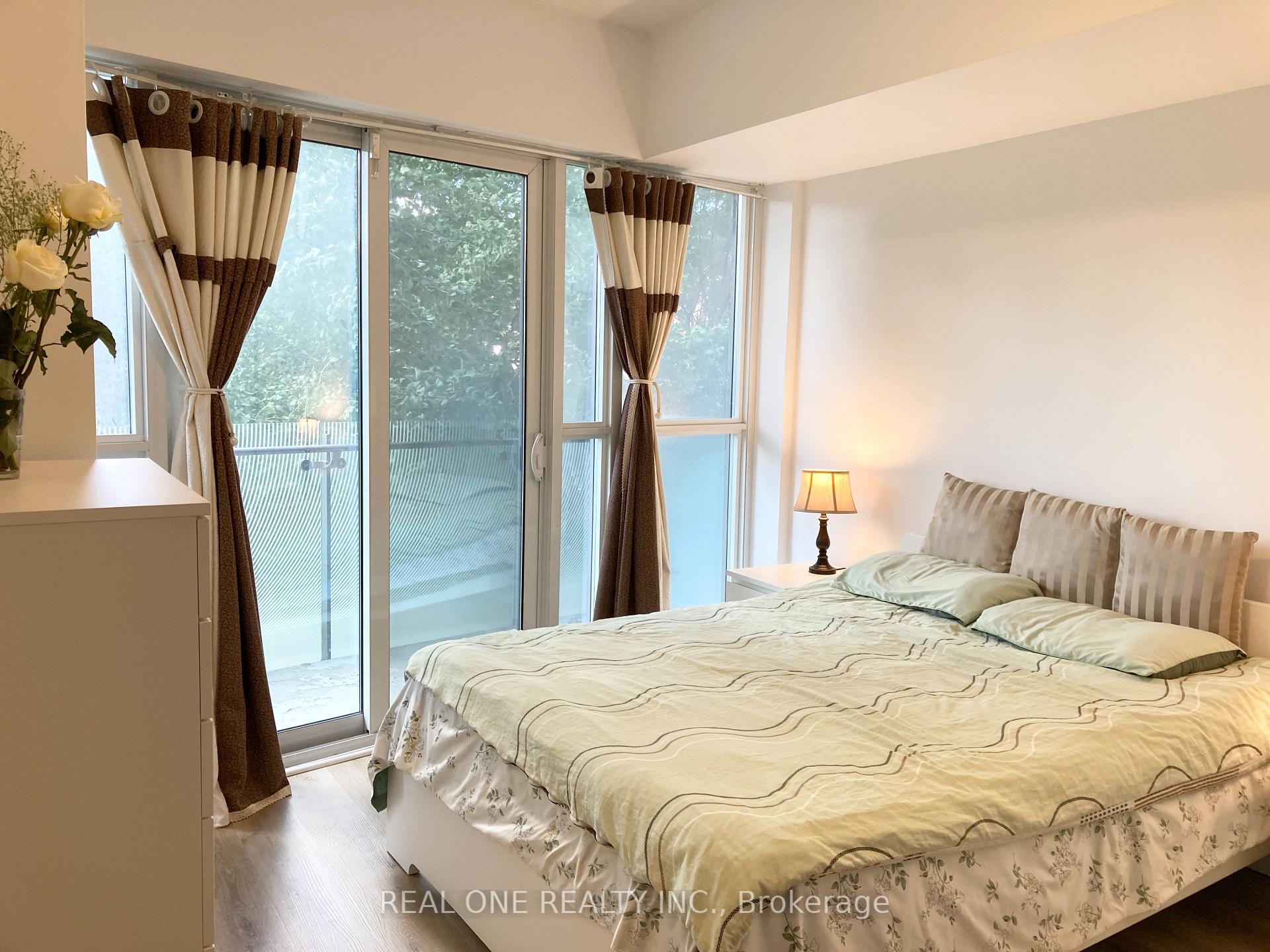 Photo 4 of Unit 405, 50 Absolute Avenue, Mississauga, City Centre — HOMEH