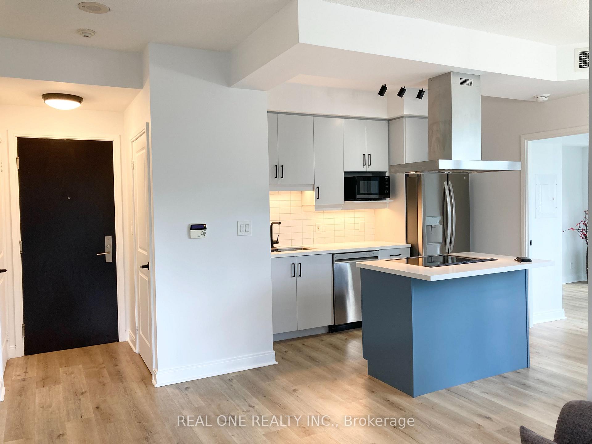 Photo 6 of Unit 405, 50 Absolute Avenue, Mississauga, City Centre — HOMEH
