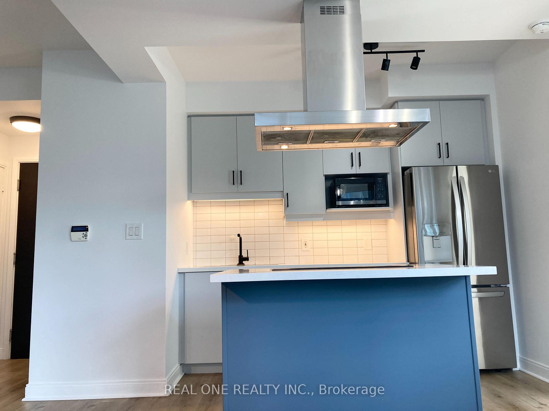 Photo 7 of Unit 405, 50 Absolute Avenue, Mississauga, City Centre — HOMEH