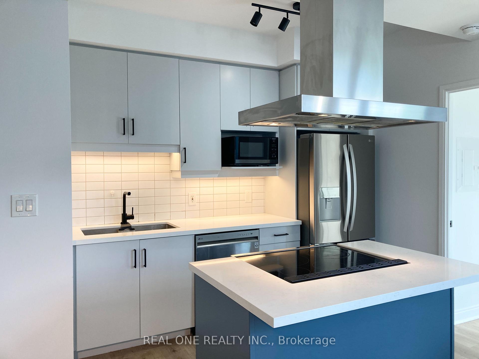 Photo 8 of Unit 405, 50 Absolute Avenue, Mississauga, City Centre — HOMEH