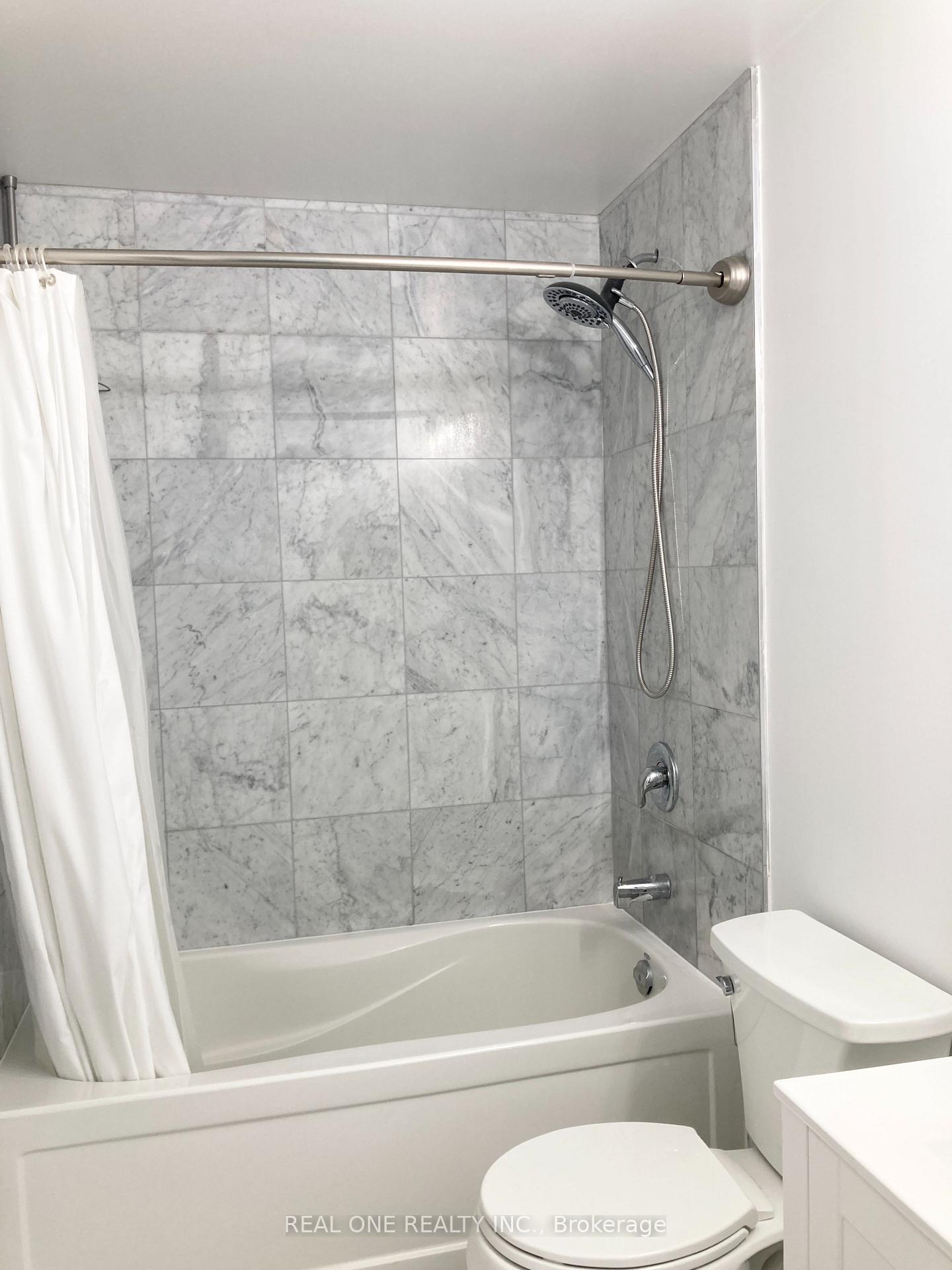 Photo 14 of Unit 405, 50 Absolute Avenue, Mississauga, City Centre — HOMEH