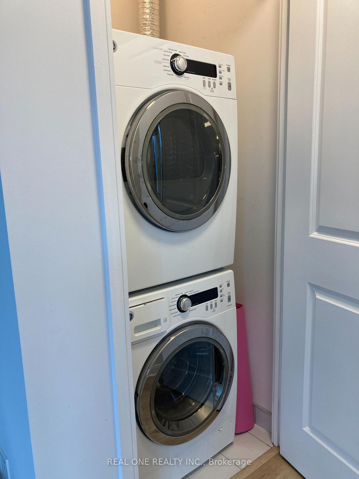 Photo 19 of Unit 405, 50 Absolute Avenue, Mississauga, City Centre — HOMEH
