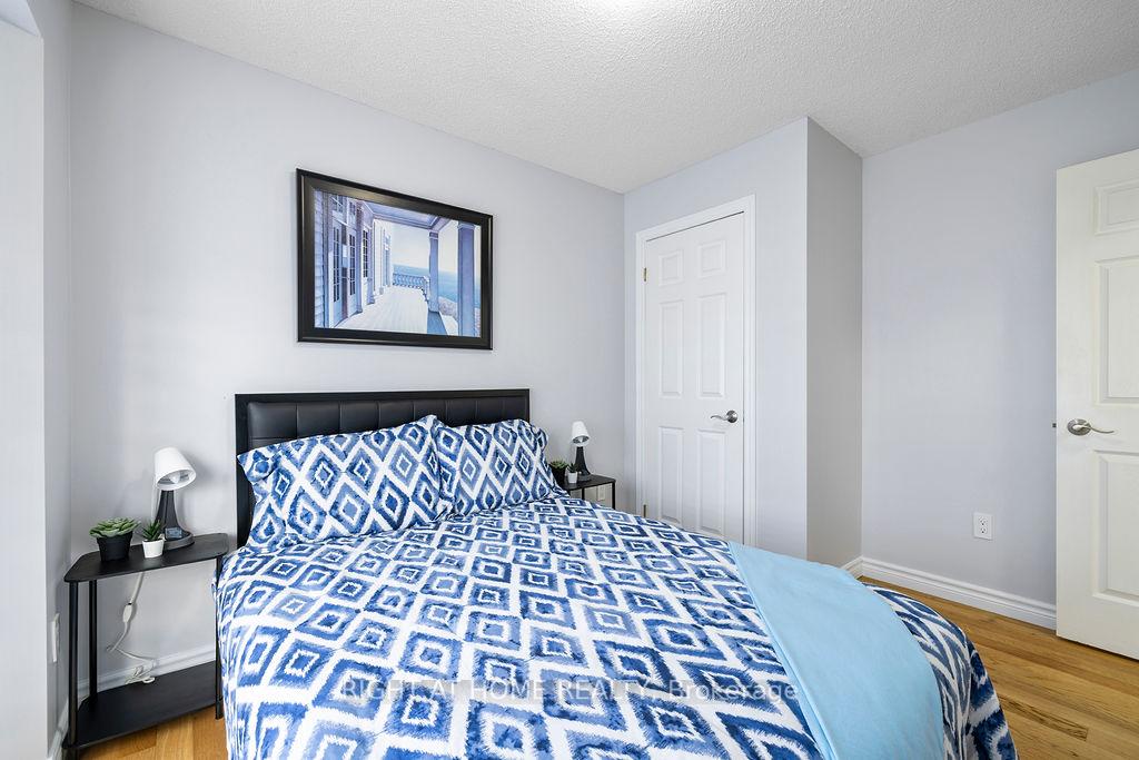Photo 6 of Unit 9, 810 Golf Links Road, Hamilton, Meadowlands — HOMEH