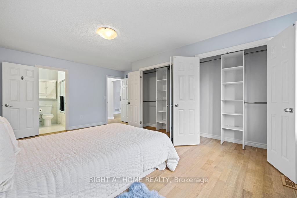 Photo 15 of Unit 9, 810 Golf Links Road, Hamilton, Meadowlands — HOMEH