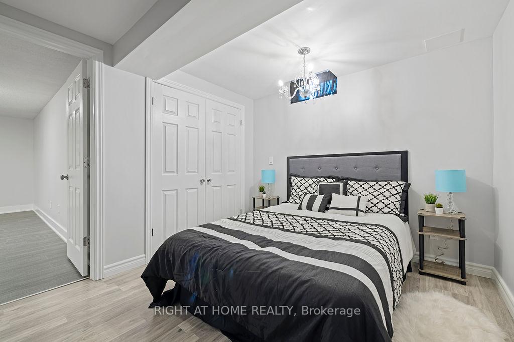 Photo 28 of Unit 9, 810 Golf Links Road, Hamilton, Meadowlands — HOMEH